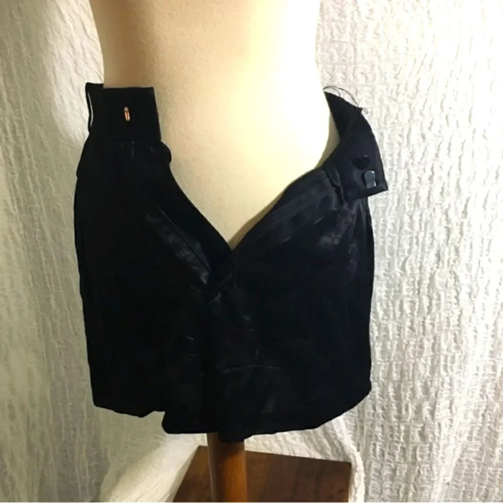 ZARA NWT 100% Viscose Shorts Size Large